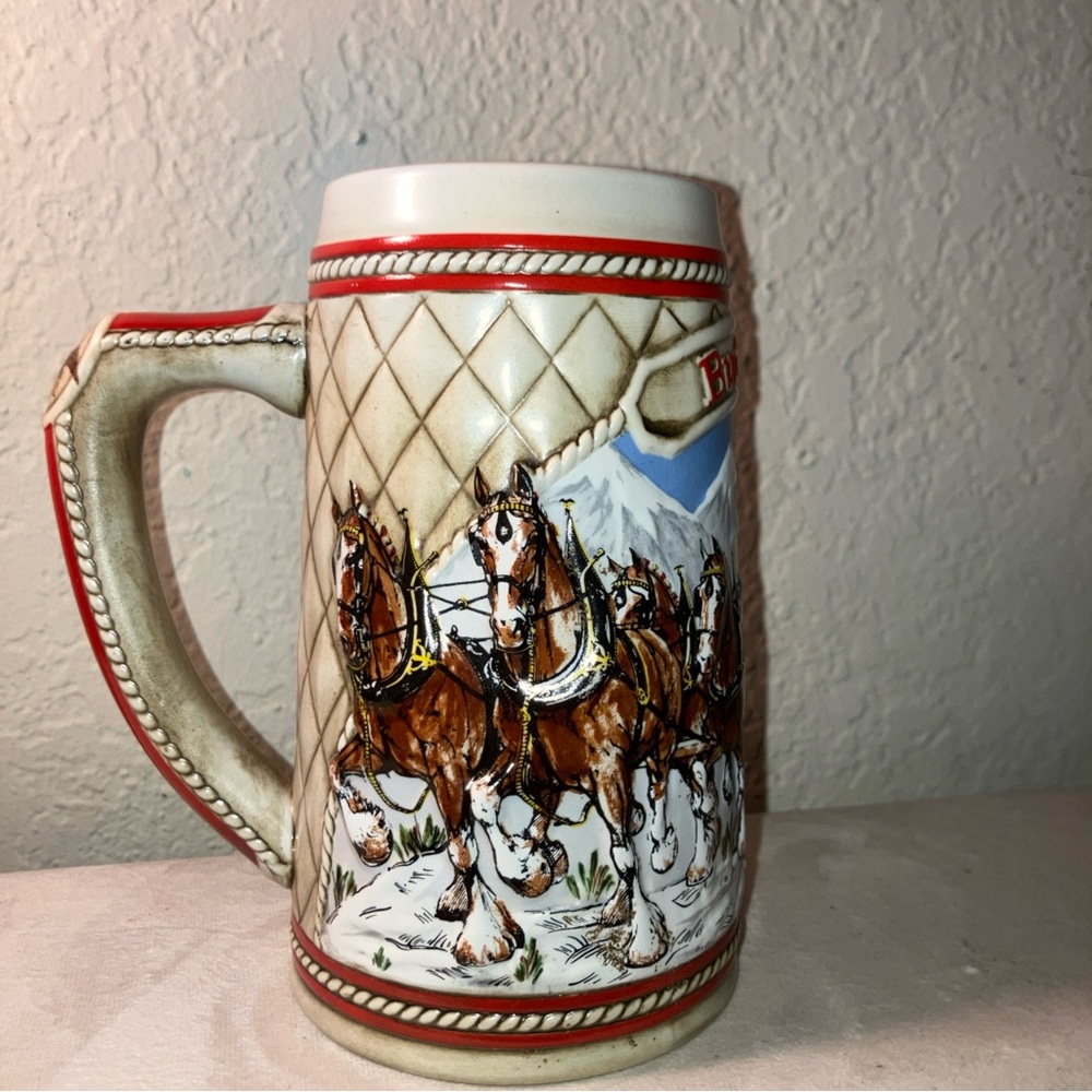 Vintage Budweiser 1985 'A' Series Holiday Stein Beer Mug Christmas Unused